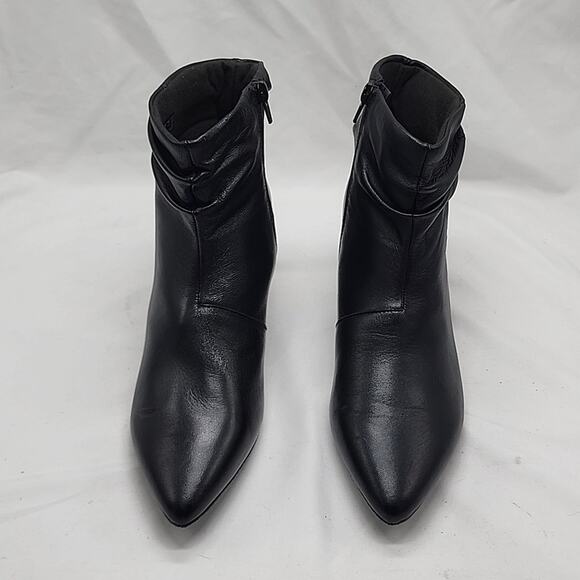 CLARKS TERESA SKIP COLOR BLUE LEATHER ZIP CLOSE ANKLE BOOT WOMEN'S SIZE 10 NWOB - Picture 4 of 16